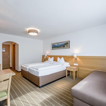Apart Hotel Garni Wieser ゼルデン エクステリア 写真