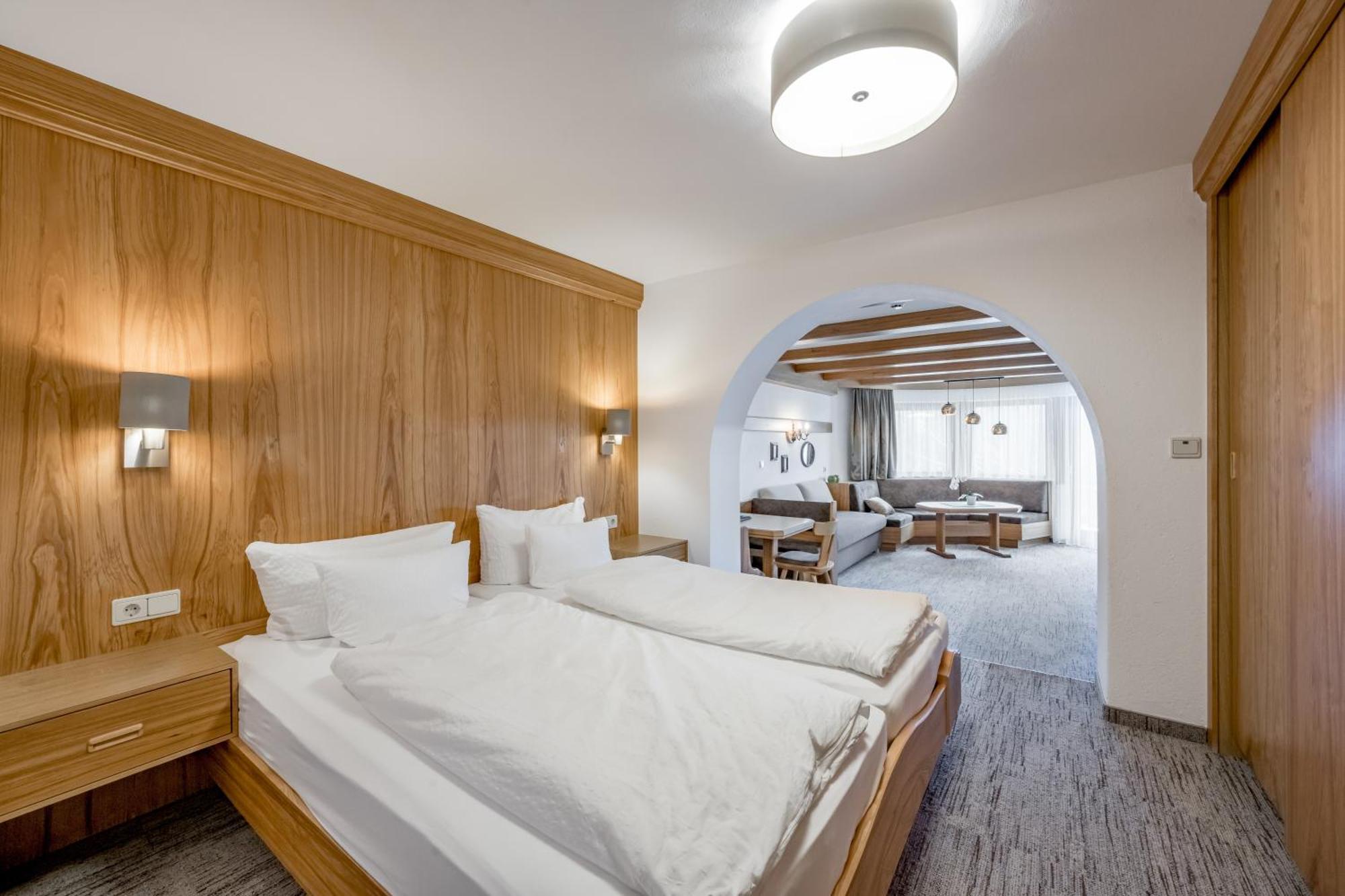 Apart Hotel Garni Wieser ゼルデン エクステリア 写真