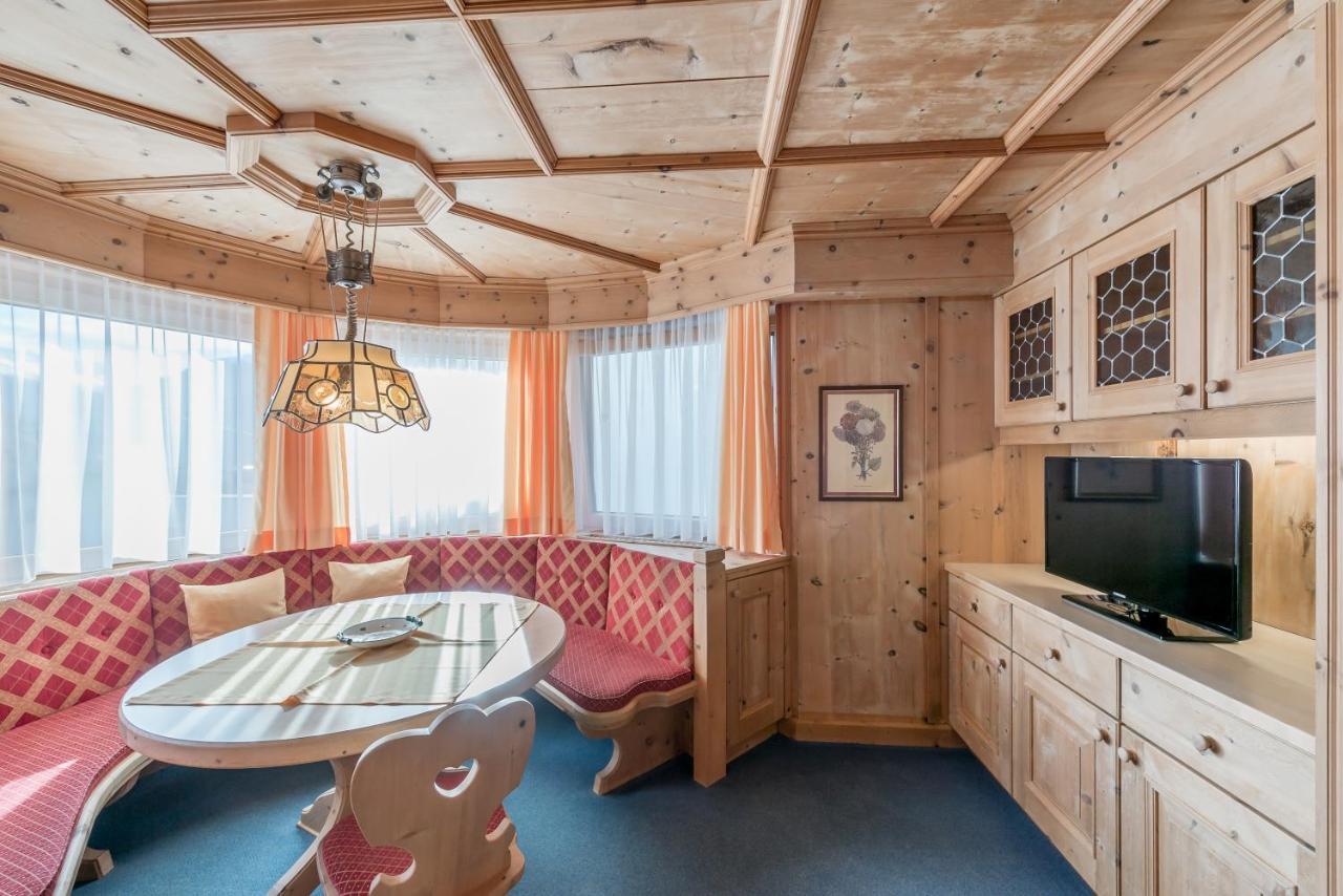 Apart Hotel Garni Wieser ゼルデン エクステリア 写真